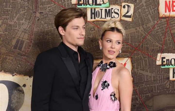 Duane Brown Biography, Age, Height, Wife, Net Worth, Family