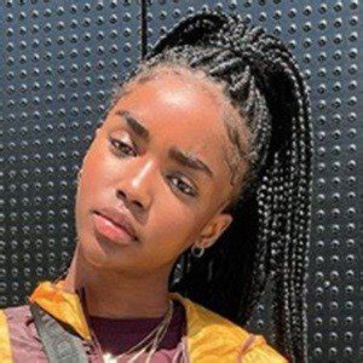 Eva Apio (Model) - Age, Birthday, Bio, Facts, Family, Net Worth, Height & More