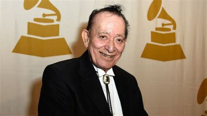 Flaco Jiménez Net Worth, Income, Salary, Earnings, Biography