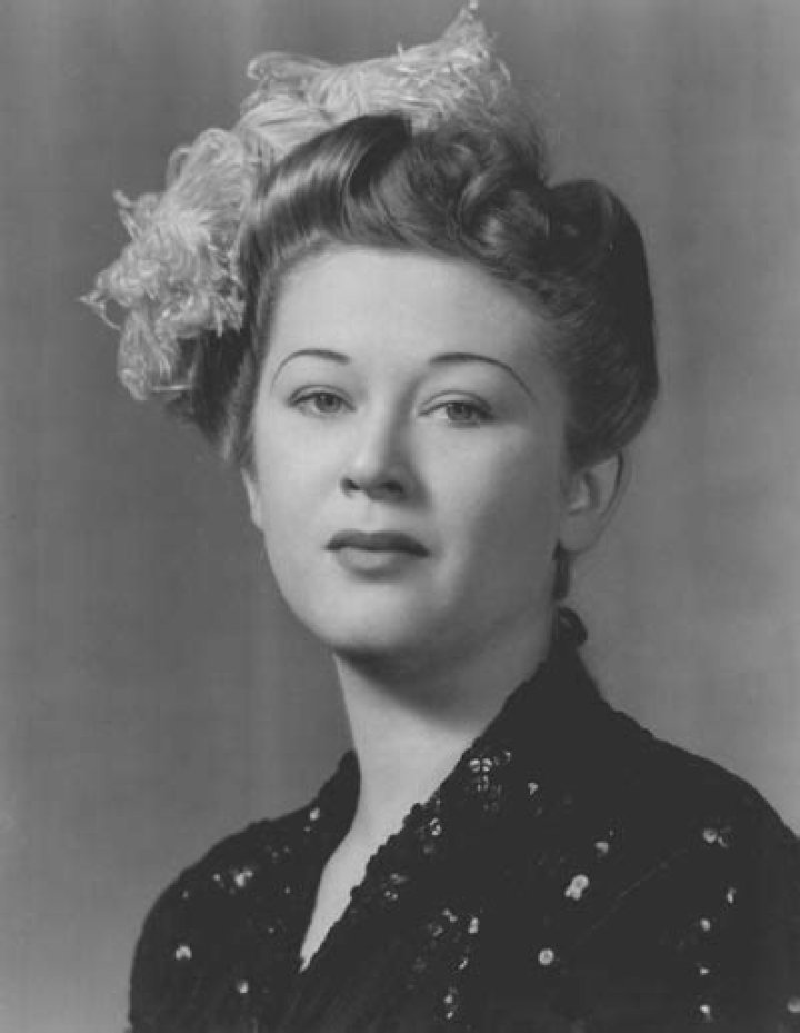 Florence Sundstrom Biography, Age, Height, Husband, Net Worth, Family