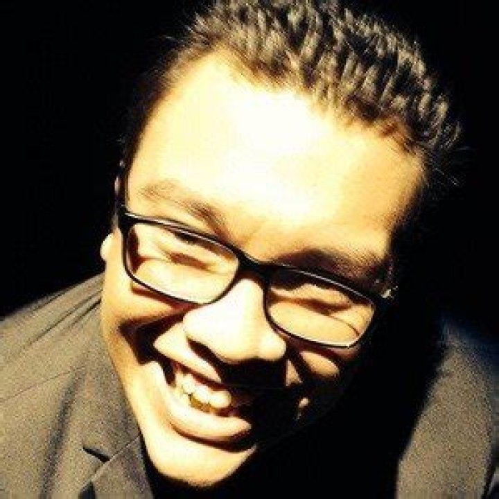 Franco Escamilla (Comedian) - Age, Birthday, Bio, Facts, Family, Net Worth, Height & More