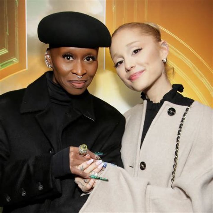 Friends Think Pete Davidson Is Using Jokes To ‘Overcompensate’ For The Pain He’s Feeling Over Ariana Grande Split