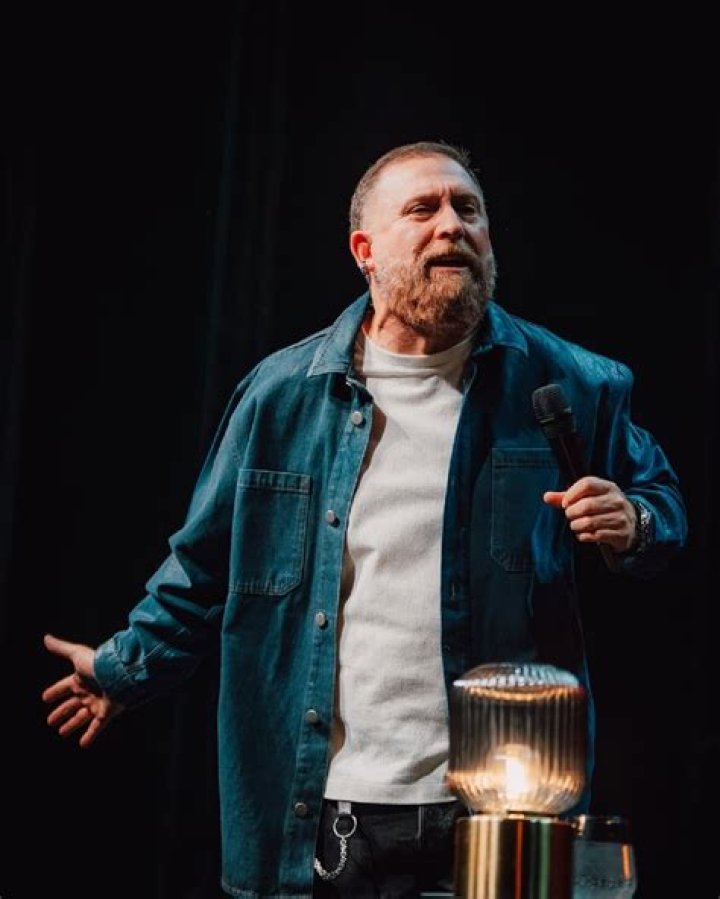 George Lopez (Comediante) - Edad, cumpleaños, biografía, hechos, familia, patrimonio neto, altura y más