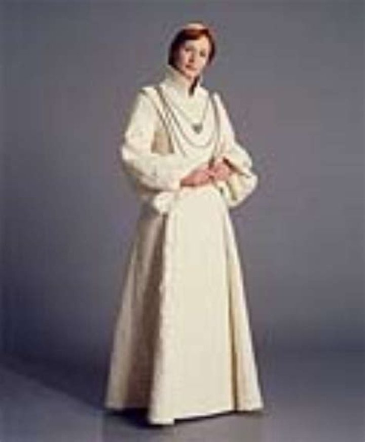 Gia Genevieve (Model) - Age, Birthday, Bio, Facts, Family, Net Worth, Height & More