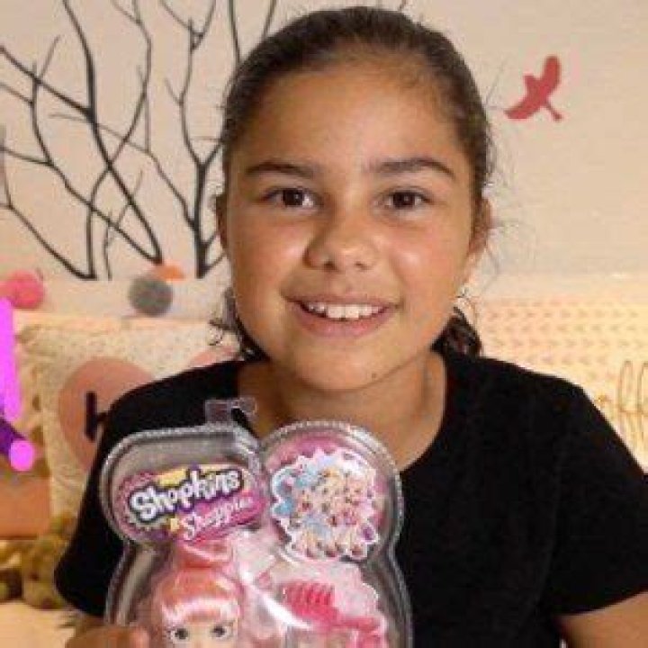 Grace Mulgrew (YouTube Star) - Age, Birthday, Bio, Facts, Family, Net Worth, Height & More