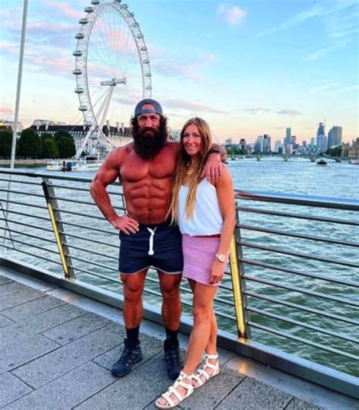 Greg Johnson Biography, Age, Height, Wife, Net Worth, Family