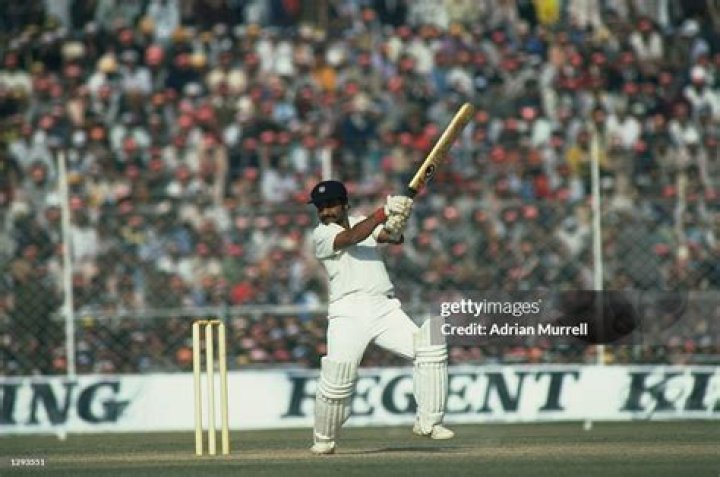 Gundappa Viswanath (Cricket Player) - Age, Birthday, Bio, Facts, Family, Net Worth, Height & More