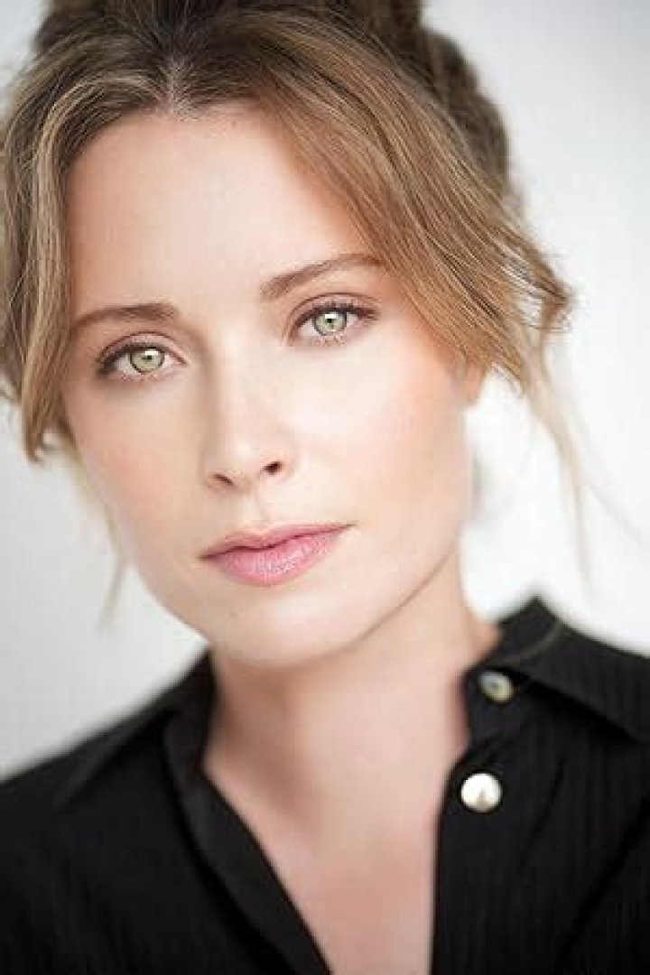 Hannah Emily Anderson (Movie Actress) - Wiek, urodziny, bio, fakty, rodzina, wartość netto, wzrost i więcej