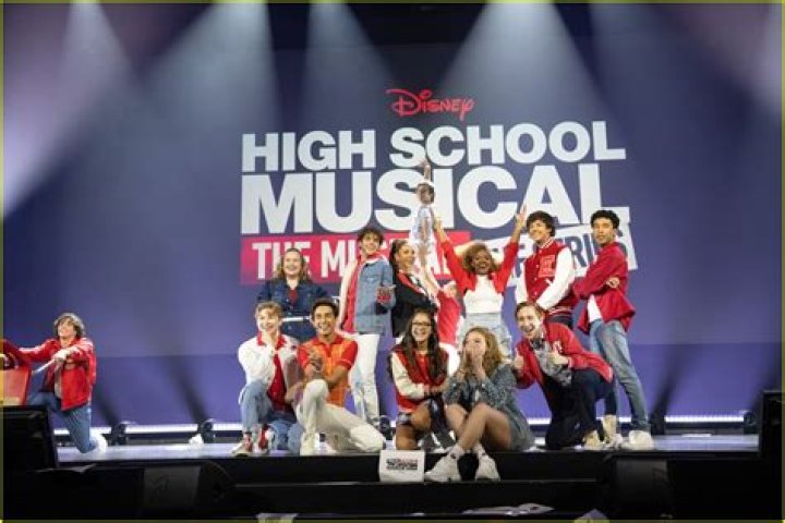 ‘High School Musical’ Cast Reunites for Film’s 10-Year Anniversary