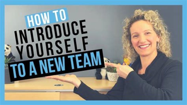 How do you introduce yourself to a new group of employees?