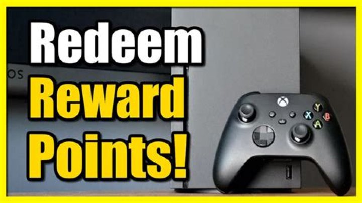 How do you redeem cash rewards?