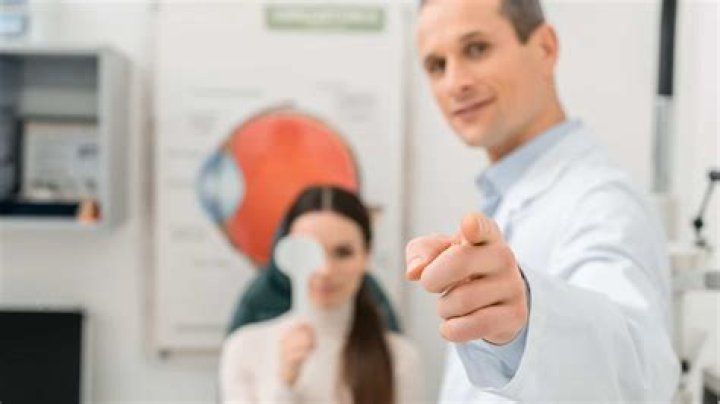 How long is vision blurry after LASIK?