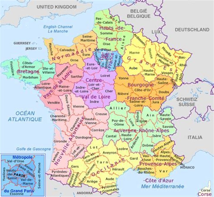 How many administrative divisions are in France?