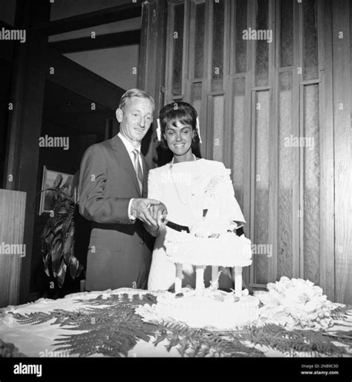 How Old Is Susan Johnson? Rod Laver Wife Age And Wiki: Where Do They Live?