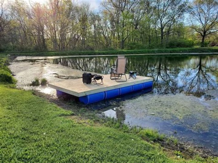 How to build a dock on a pond