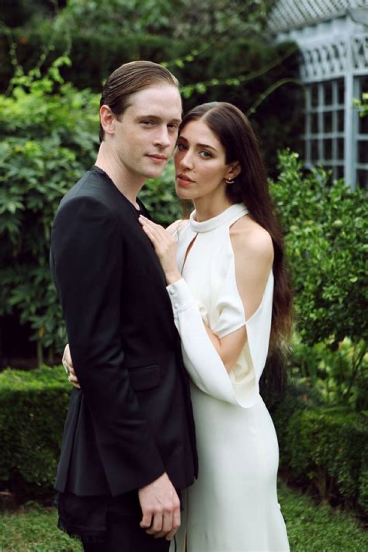 Ian Drennan Wikipedia, ODCE, Age, Vogue, Birthday, Caroline Polachek Wedding