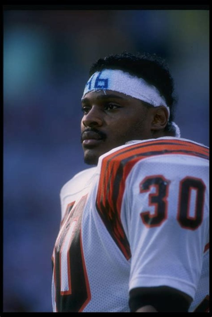 Ickey Woods (Football Player) - Age, Birthday, Bio, Facts, Family, Net Worth, Height & More