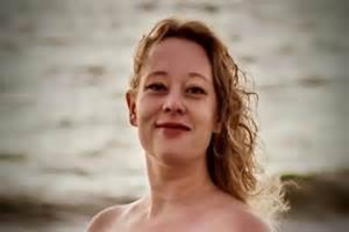 Is Christopher Williams still married to Natalie Macklin?