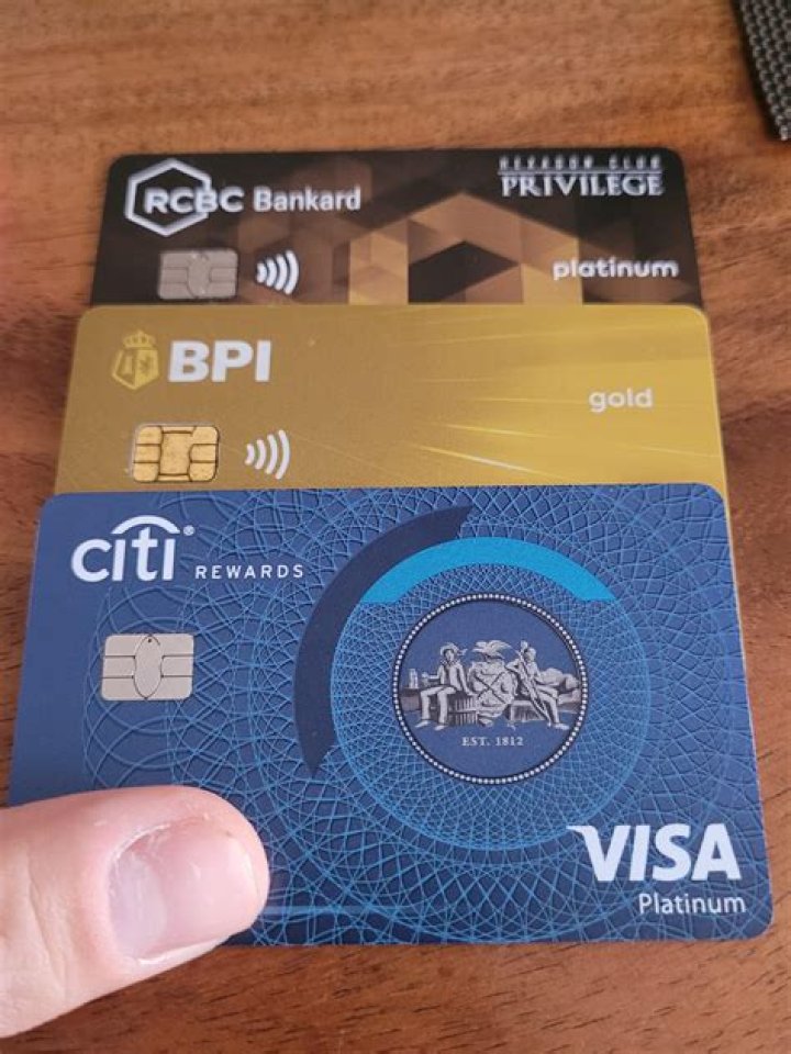 Is it bad to have a lot of credit cards and not use them?