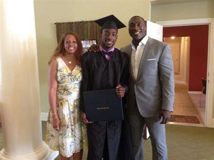 Is Shannon Sharpe still married? Who is the mother of Shannon Sharpes kids?