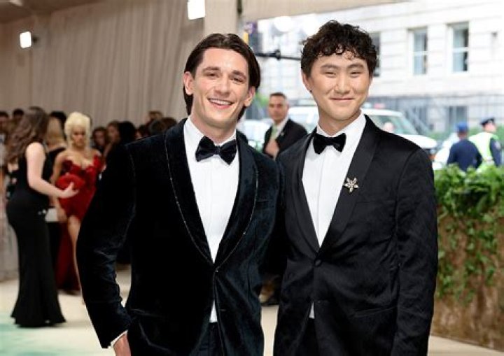 Jackson Wang Biography, Age, Family, Height, Girlfriend, Songs, Net Worth