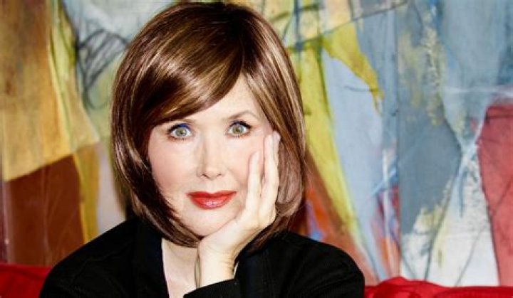 Janine Turner (Actriz de Televisión) - Edad, cumpleaños, biografía, hechos, familia, patrimonio neto, altura y más