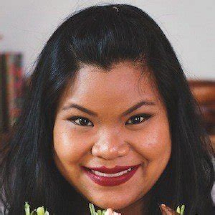 Jen Phanomrat (YouTube Star) - Age, Birthday, Bio, Facts, Family, Net Worth, Height & More