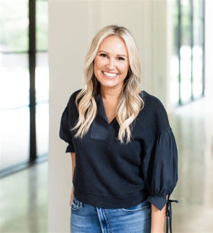 Jennie Allen (Religious Author) - Age, Birthday, Bio, Facts, Family, Net Worth, Height & More