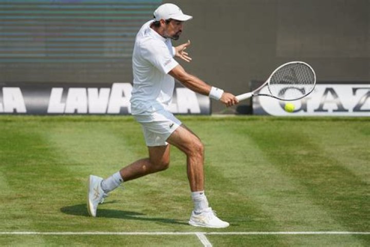 Jeremy Chardy (Tennis Player) - Age, Birthday, Bio, Facts, Family, Net Worth, Height & More