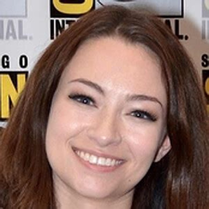 Jodelle Ferland (Movie Actress) - Age, Birthday, Bio, Facts, Family, Net Worth, Height & More