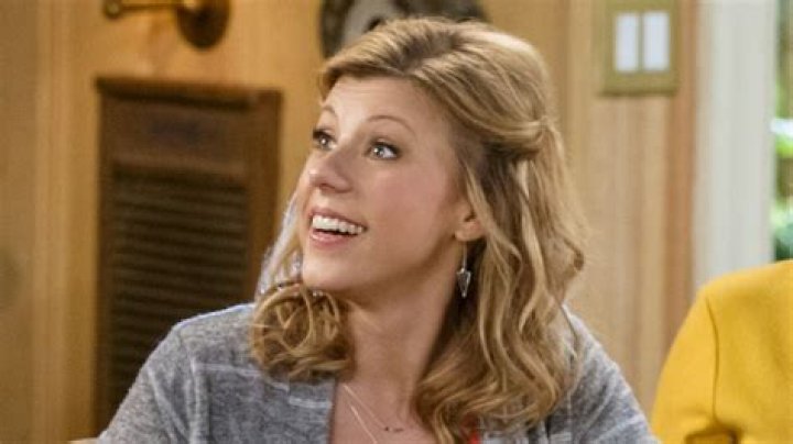 Jodie Sweetin Net Worth: How Much Did Jodie Sweetin Make On Full House?