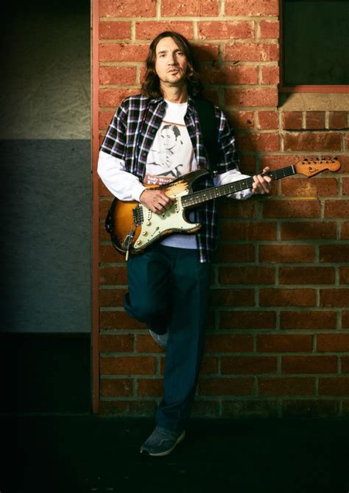 John Frusciante (Guitarist) - Age, Birthday, Bio, Facts, Family, Net Worth, Height & More
