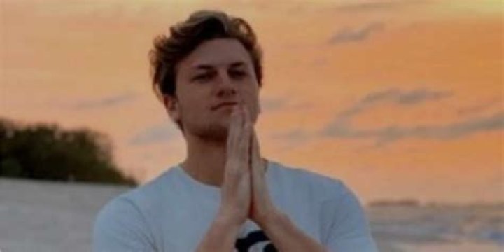 Jonas Harmer’s biography: spouse, age, height, new worth