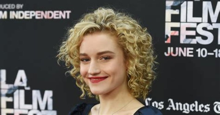 Julia Garner Net Worth 2024: What Is The "Ozark" Actress Worth?