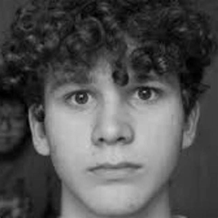 Julian Elchakieh (YouTube Star) - Age, Birthday, Bio, Facts, Family, Net Worth, Height & More