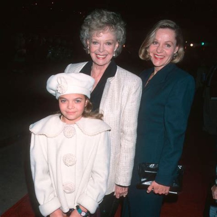 June Lockhart Children: Meet June Lockhart’s Daughters Anne Lockhart And Lizabeth Lockhart