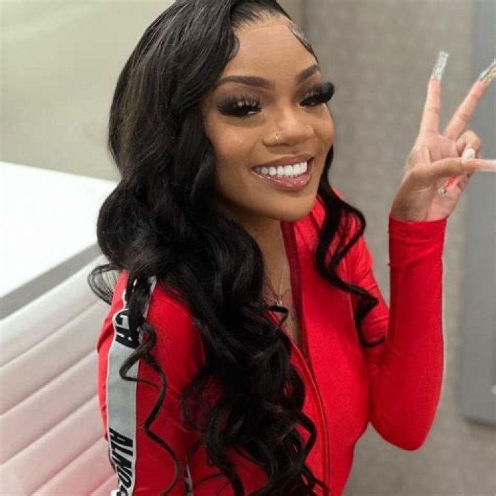 Karen Rayment (Family Member) - Age, Birthday, Bio, Facts, Family, Net Worth, Height & More