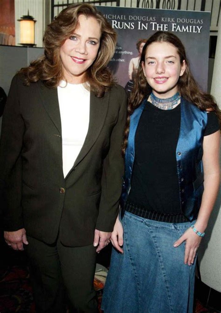 Kathleen Turner Daughter Age: How Old Is Rachel Ann Weiss?