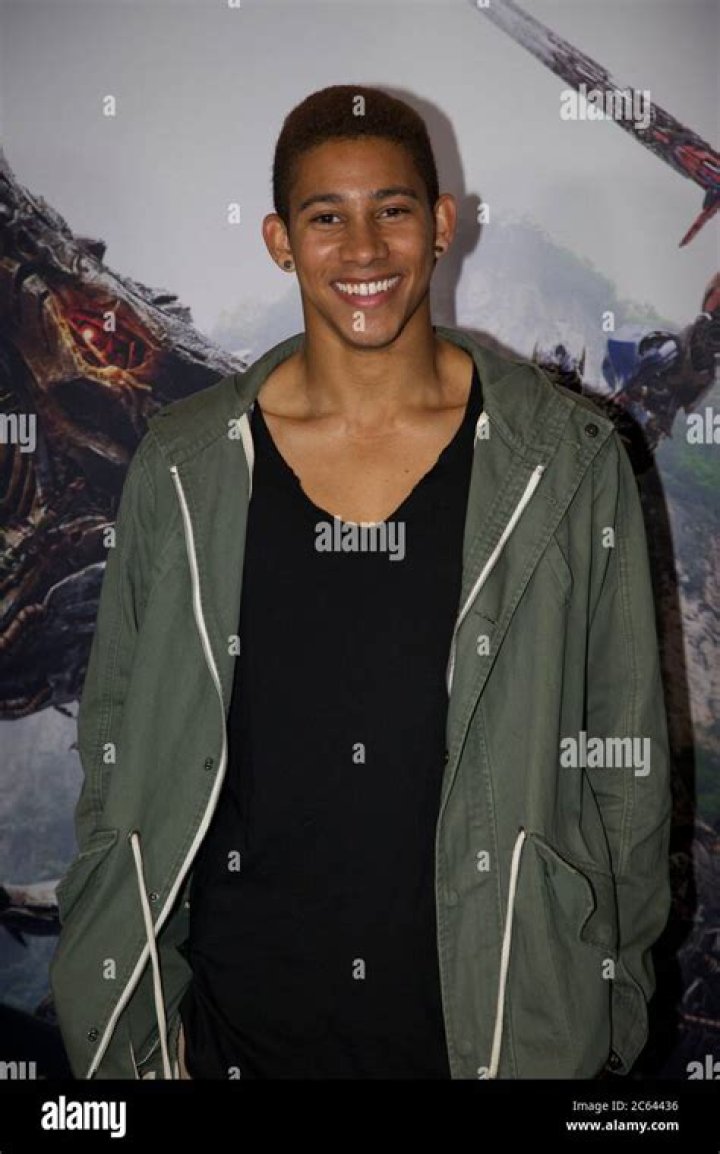 Keiynan Lonsdale Biography, Age, Height, Wife, Net Worth, Family