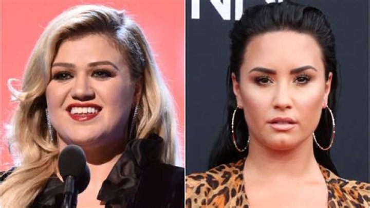 Kelly Clarkson ‘Loves’ How ‘Open’ Demi Lovato Is About Her Struggles With Mental Illness