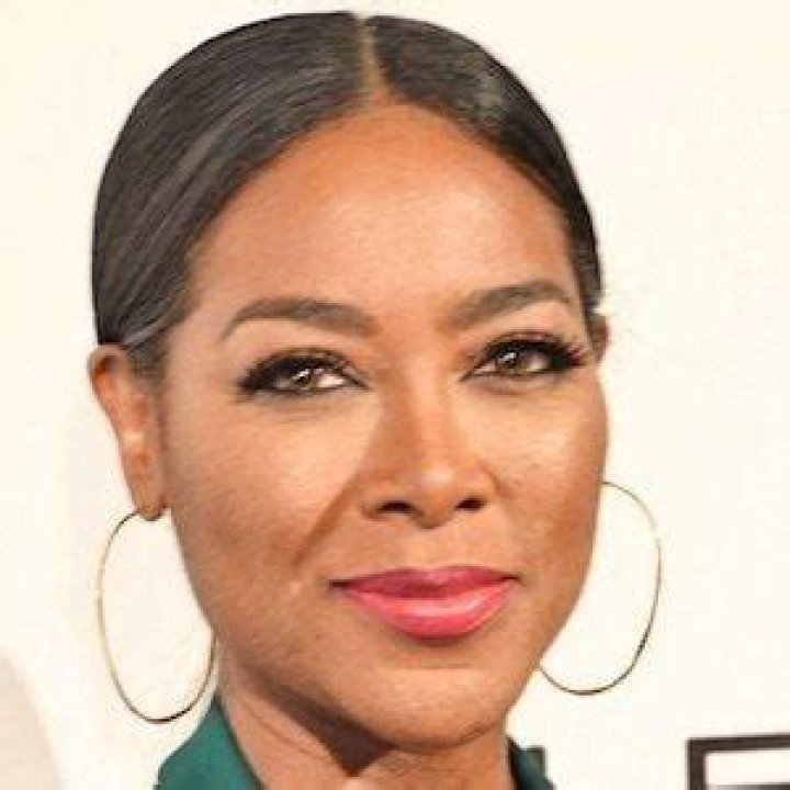 Kenya Moore (Reality Star) - Age, Birthday, Bio, Facts, Family, Net Worth, Height & More