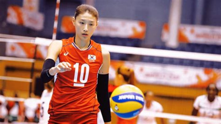 Kim Yeon-koung (Volleyball Player) - Age, Birthday, Bio, Facts, Family, Net Worth, Height & More