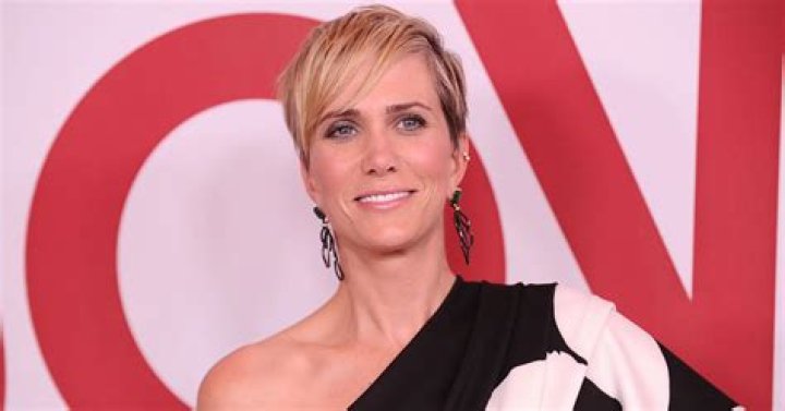 Kristen Wiig Net Worth 2024: What Is The "Saturday Night Live" Icon Worth?