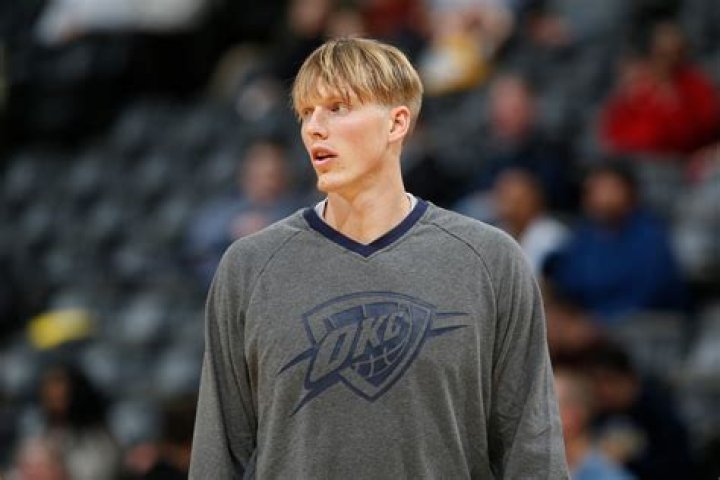Kyle Singler (Basketball Player) - Age, Birthday, Bio, Facts, Family, Net Worth, Height & More