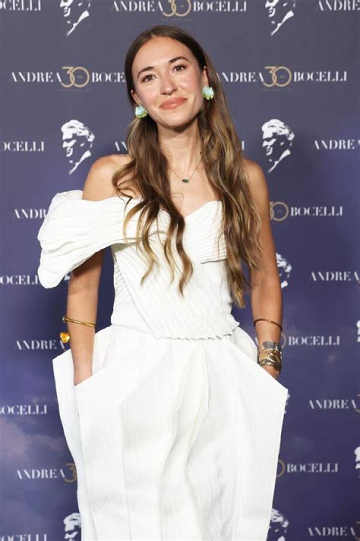 Lauren Daigle (Pop Singer) - Age, Birthday, Bio, Facts, Family, Net Worth, Height & More