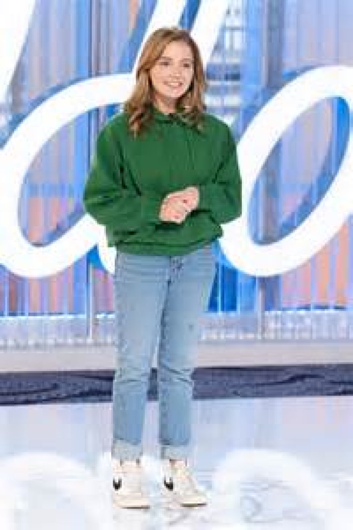 Layla Spring Brings Lionel Richie To His Feet During ‘American Idol’ Performance