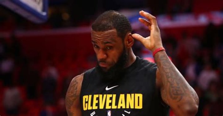 LeBron James Reportedly Cursed At Cavs Execs In “Heated Meeting”