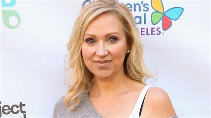 Leigh-Allyn Baker (TV Actress) - Age, Birthday, Bio, Facts, Family, Net Worth, Height & More