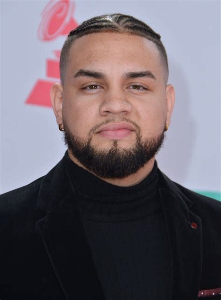 LeJuan James (Instagram Star) - Age, Birthday, Bio, Facts, Family, Net Worth, Height & More