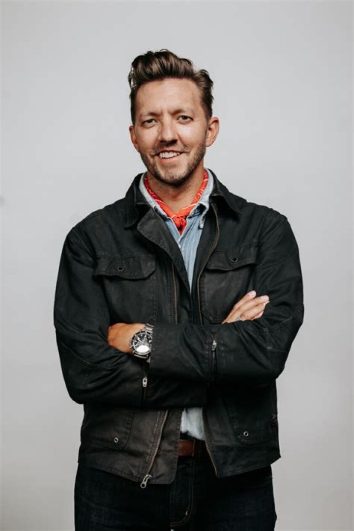 Levi Lusko (Religious Leader) - Age, Birthday, Bio, Facts, Family, Net Worth, Height & More